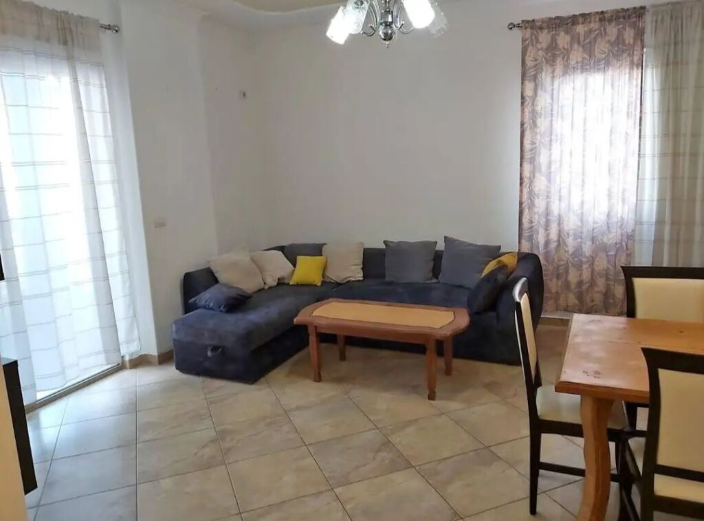 Appartamento 1+1 in affitto - Yzberisht, Tirana