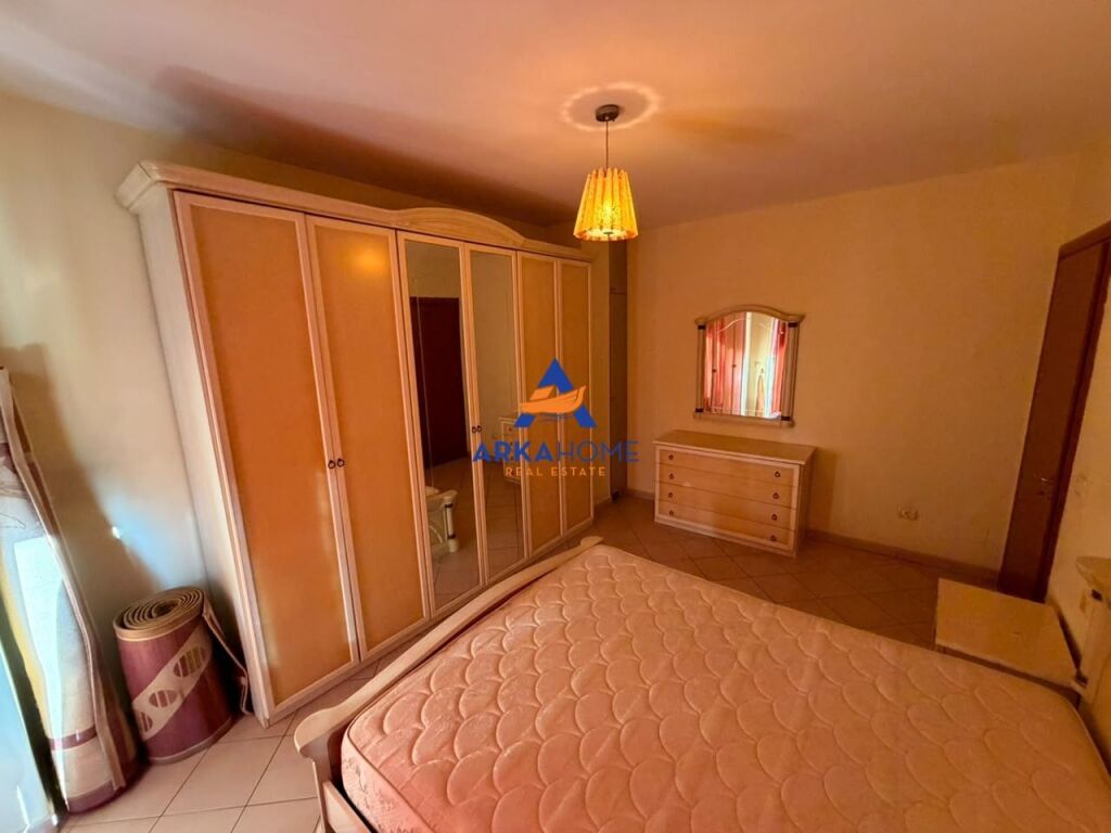 JEPET ME QERA APARTMENT 1+1+BALLKON "TE KOMUNA E PARISIT" 55.000 LEKE