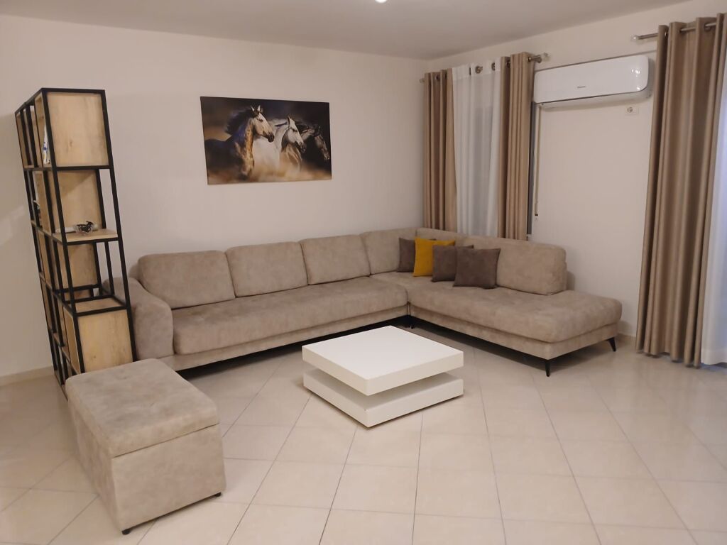 Apartament Për Qira Afatgjatë