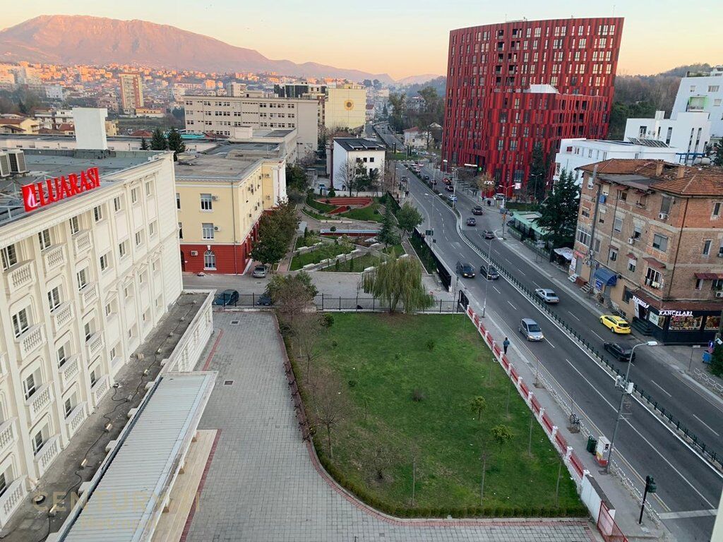 Apartament 1+1 ne qira ngjitur me Universitetin Luarasi 700 € /Muaj