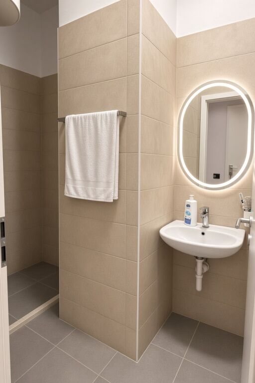 Vendesi in vendita 2+1+2 presso Ali Demi_Compless Mangalem 21