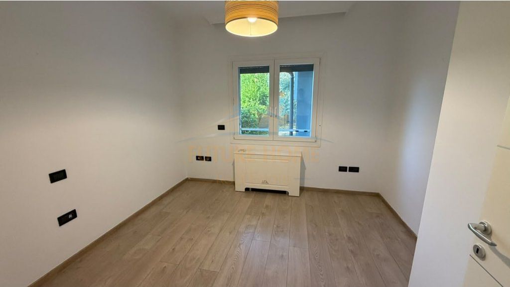 Affitto, Villa 4+1+3, Long Hill Residence, Tirane