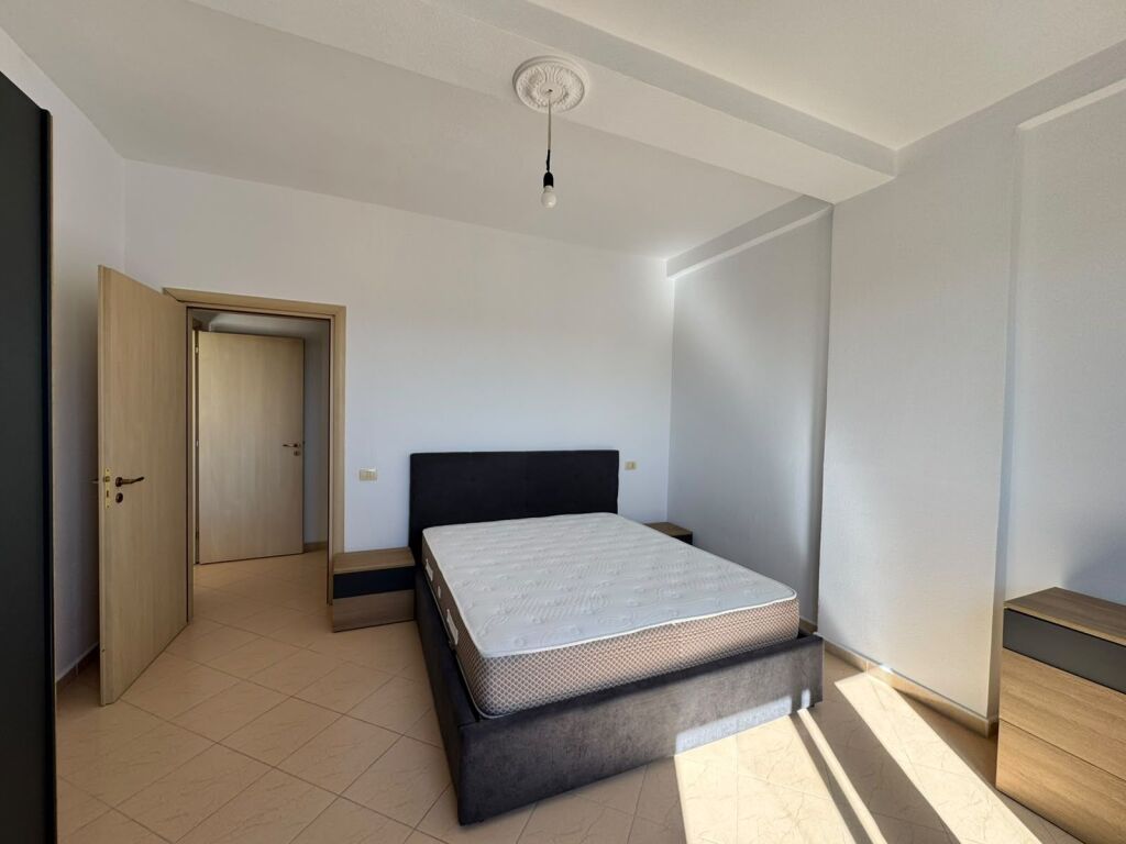 JEPET ME QIRA – APARTAMENT 1+1 PLAZH HEKURUDHA,DURRES