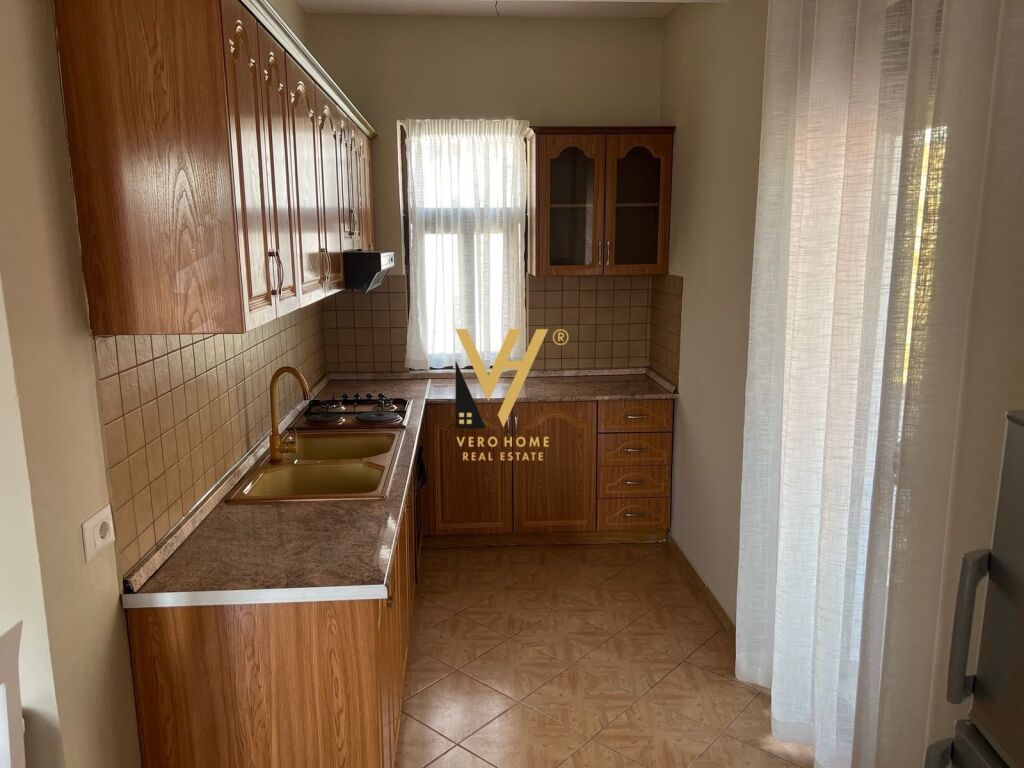 APPARTAMENTO 1+1+2BLK IN AFFITTO IN CENTRO 60.000 LEKE
