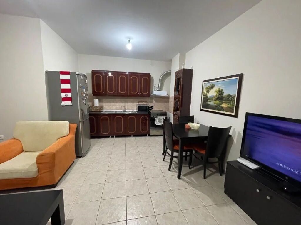 APPARTAMENTO IN AFFITTO 1+1 COMUNE DI PARIST 65.000 LEKE FH-95896