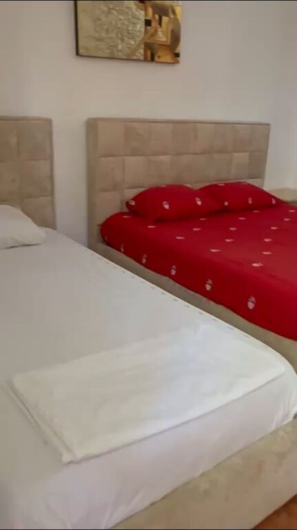 Shitet apartament 1+1 në Mali i Robit