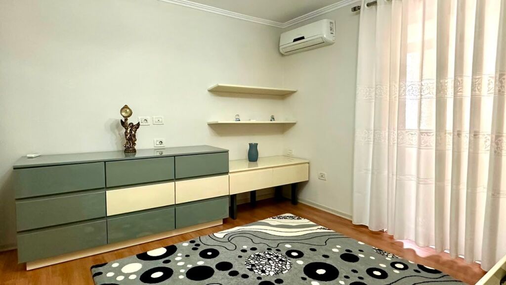 Comfortable 2+1 apartment for rent at 21 Dhjetori!