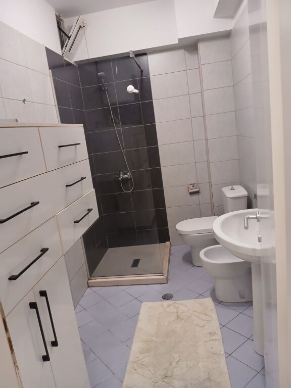 Apartament Për Qira Afatgjatë
