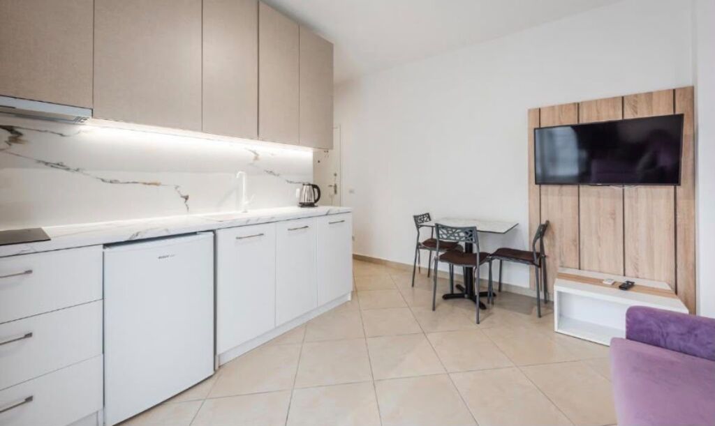 For rent 1+1 Pelikani beach until May