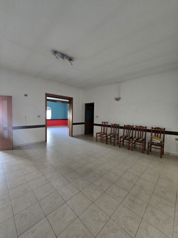 Ufficio in affitto in Via Mine Peza