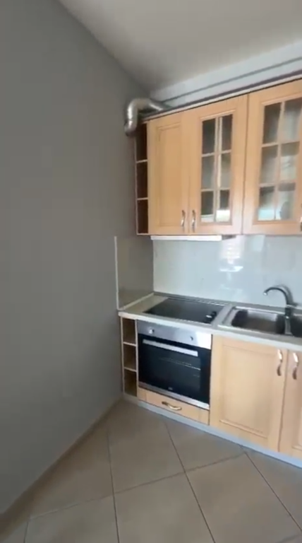 Apartament 1+1 per shitje 5 Maji !