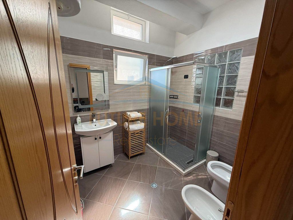 Qera, Apartament 3+1, Liqeni i Thatë