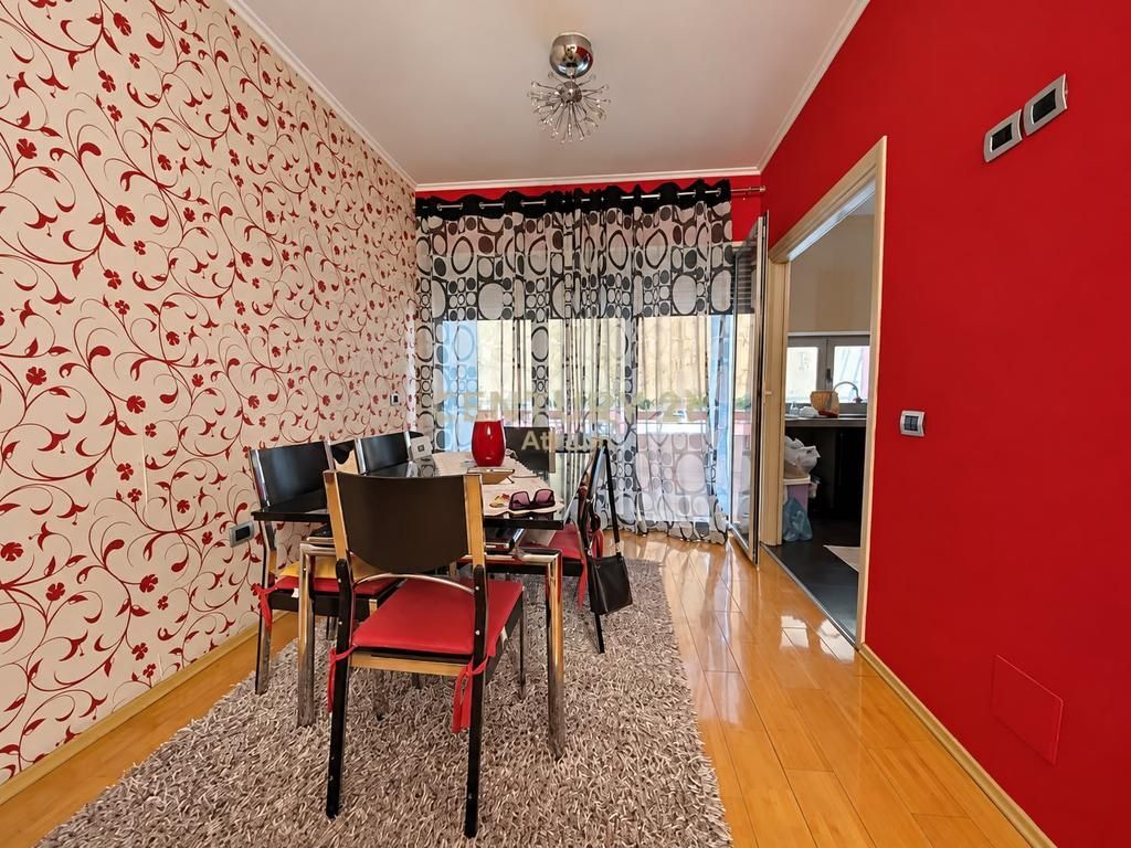 FOR RENT APARTMENT 3+1+2+2 BALCONIES NEAR ISMAIL QEMALI HIGH SCHOOL !
