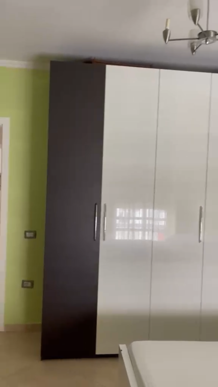 Apartament 2+1, Liceu Artistik!