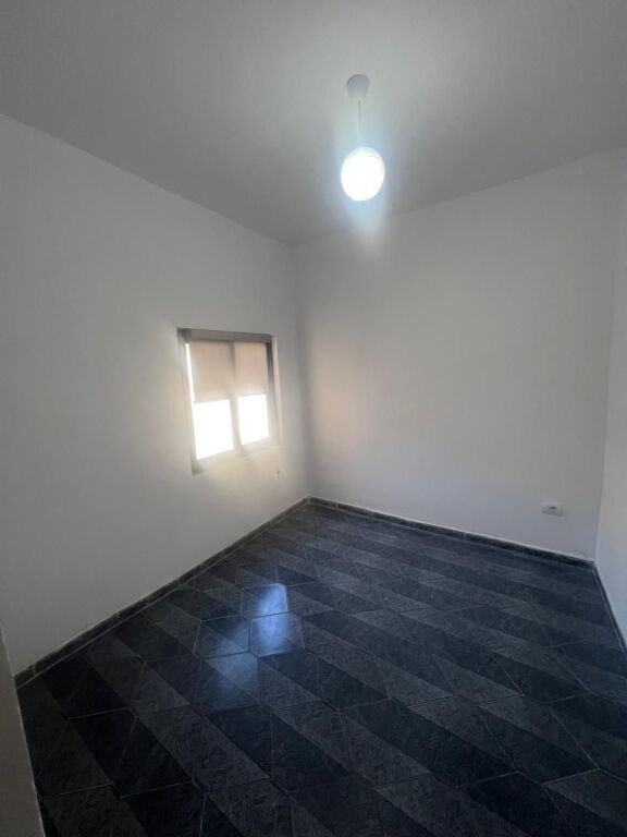Shtëpi private 2+1 Me Qira në Spitallë, Durres!