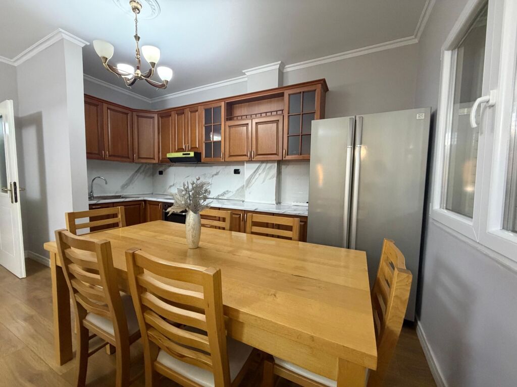 Affitto | Apartament 2 + 1 | Ali Demi | 650 €/mese