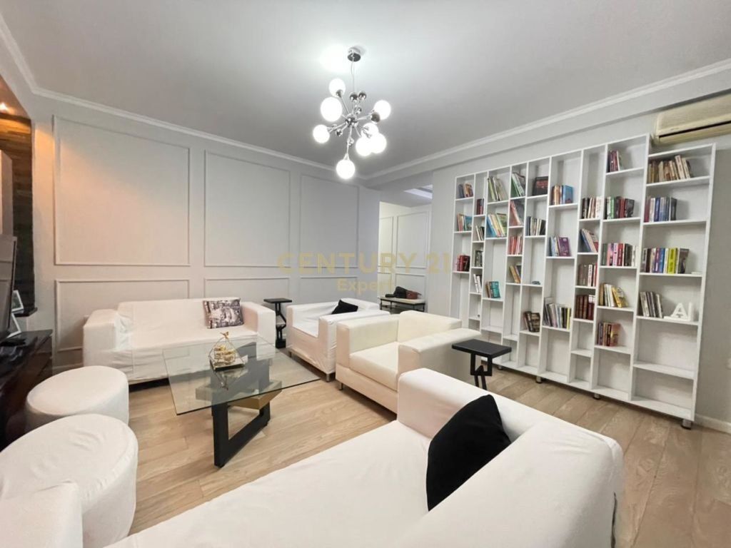 APPARTAMENTO 2+1+2 IN AFFITTO – VIA KAVAJËS, TIRANA 1.000 € /Mese