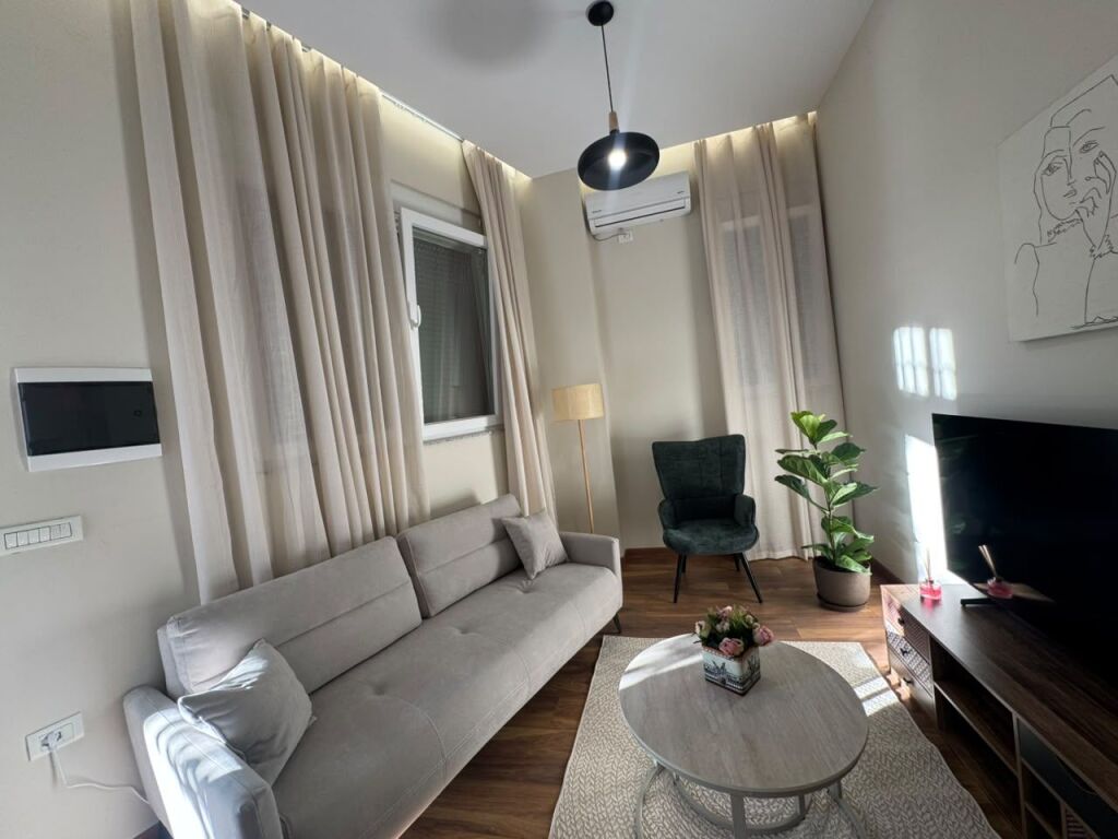 Apartment 2+1+2