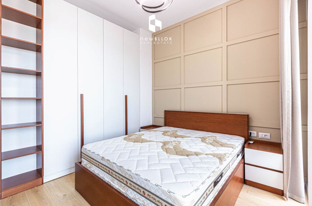 # IN AFFITTO: Villa di 3 Piani (📍 ABA Residence - Farkë 🏞) 4 Camere da Letto, 3 Bagni &amp; 3 Posti Auto + Terrazza - Prima Volta in Affitto, Completamente Nuova e Arredata ✨ 2.000€/Mese