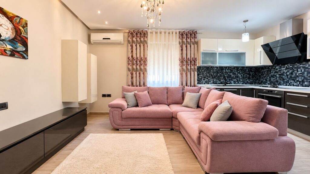 Comfortable 2+1 apartment for rent at 21 Dhjetori!