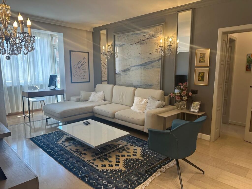 🏢Appartamento 3+1+2 arredato in affitto in via Durazzo. 900Euro