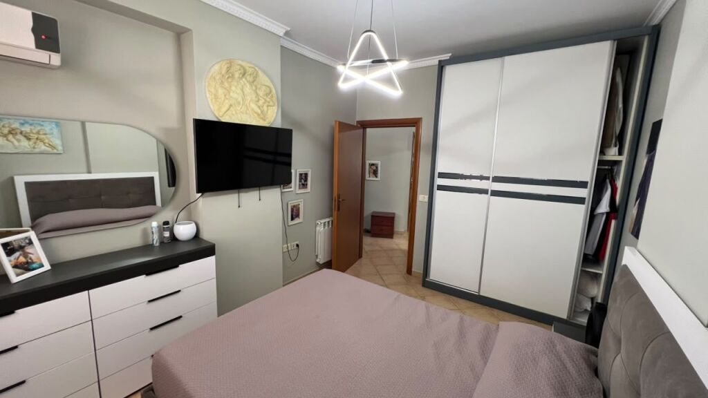 Appartamento 2+1 in vendita a Kinostudio.