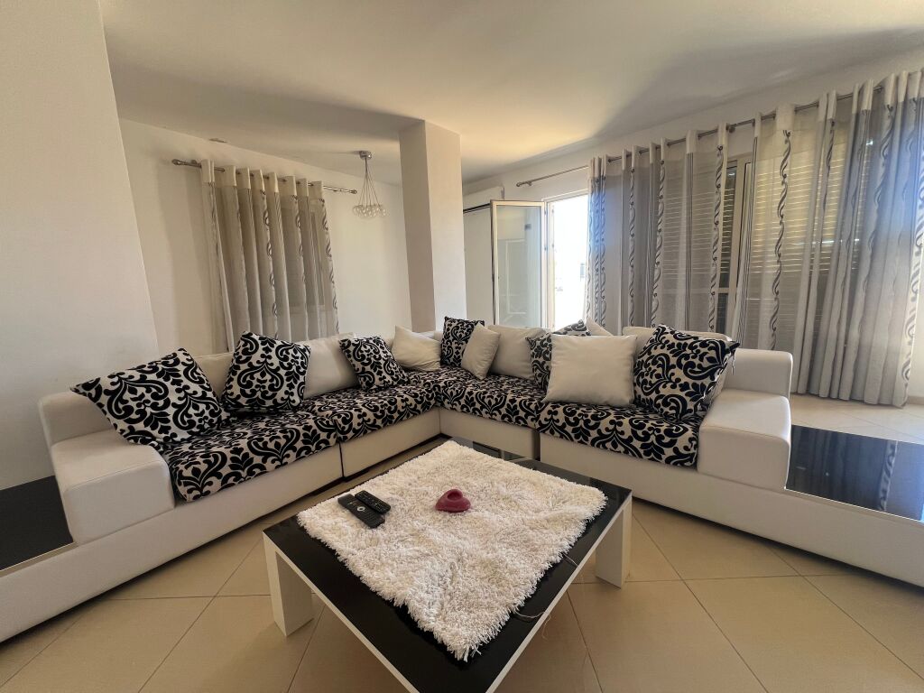 🏡 ATTICO 2+1 con 2 BAGNI + 2 GRANDI VERANDE IN AFFITTO