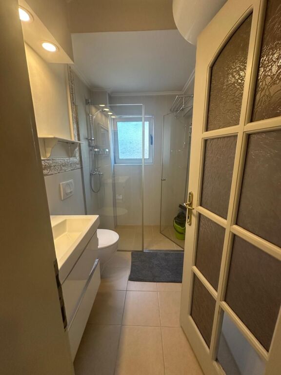 🏢Appartamento 3+1+2 arredato in affitto in via Durazzo. 900Euro