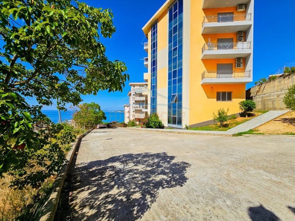 Qera, Apartament 2+1, Tek Rezidenca Odeon,Vlore 660 €    60,000 Lekë