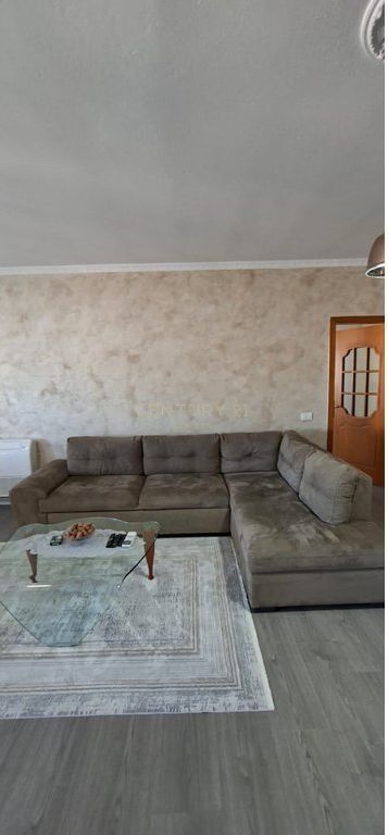 Apartament 3+1+2 Me Qira në Vollga Durrës !!