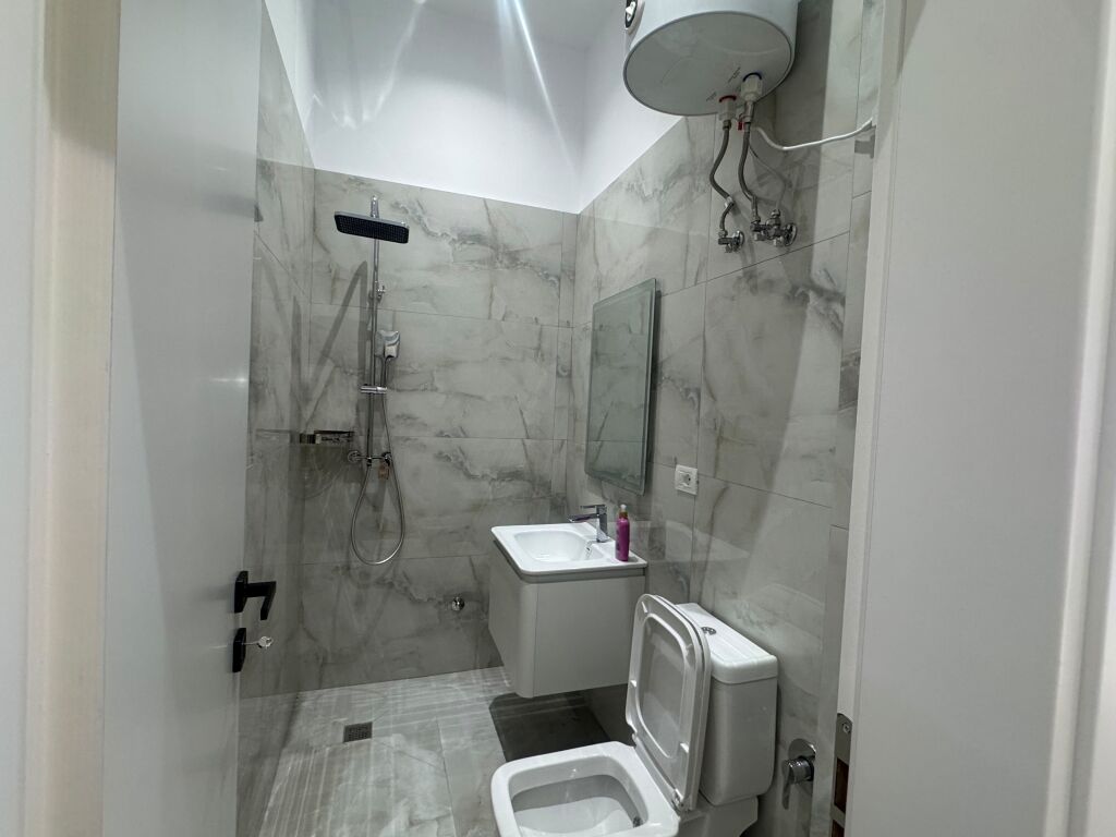 2+1+2 for rent - Ana Complex, QS