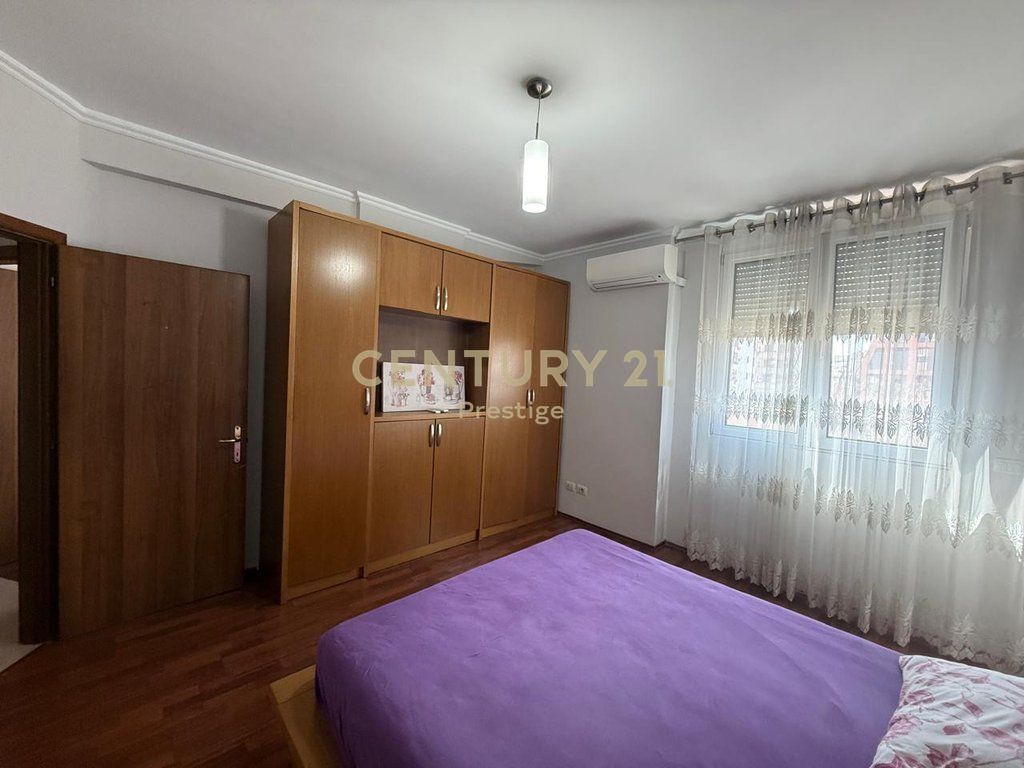 APARTMENT 3+1+2 FOR RENT, KAVAJES STREET!