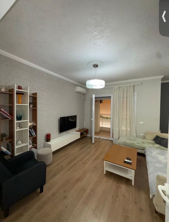 Liqeni i Thate, near Pavarotti Pizzeria, apartment 2+1+parking space for rent, furnished. 95,000 Leke        