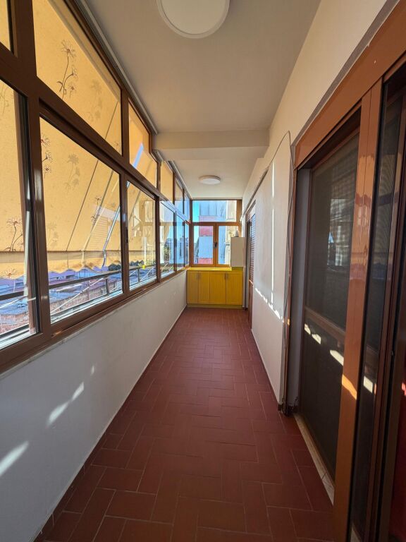 Affitto | Apartament 2 + 1 | Ali Demi | 650 €/mese