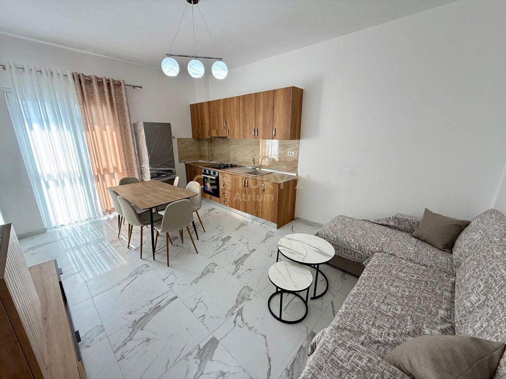 FOR RENT 2+1 APARTMENT IN A PRIVATE VILLA IN MULLET