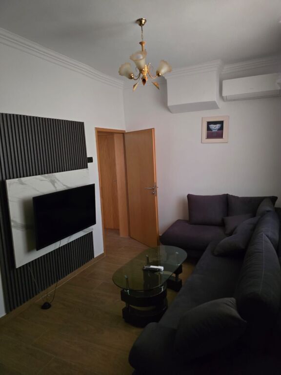 Qera | Apartament 2 + 1 | Rruga e Durrësit | 600 €/muaj