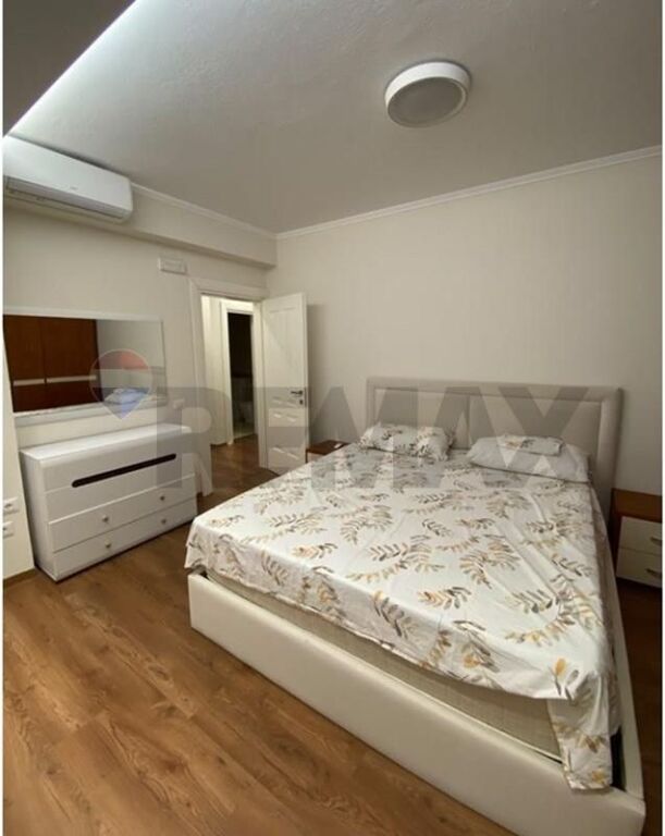 Jepet apartament 2+1 me qera ne Bllok!

