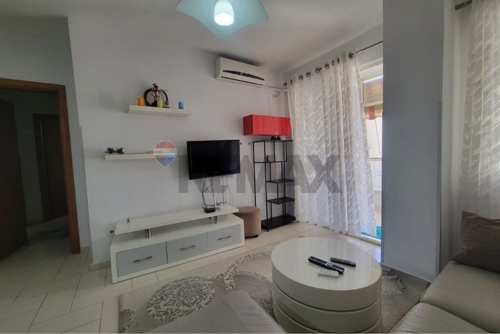 Appartamento - In Affitto - Via 3 Deshmoret, Tirana