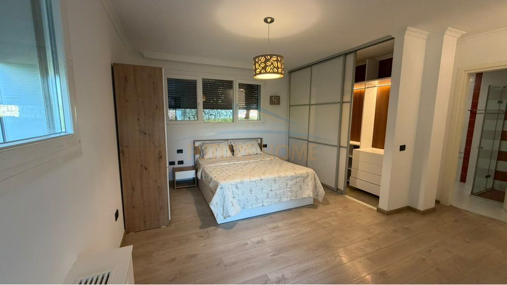 Affitto, Villa 4+1+3, Long Hill Residence, Tirane