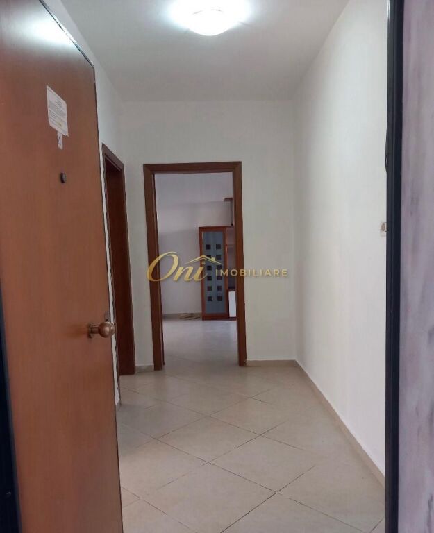 PAZARI I RI APARTAMENT PER QERA 3+1