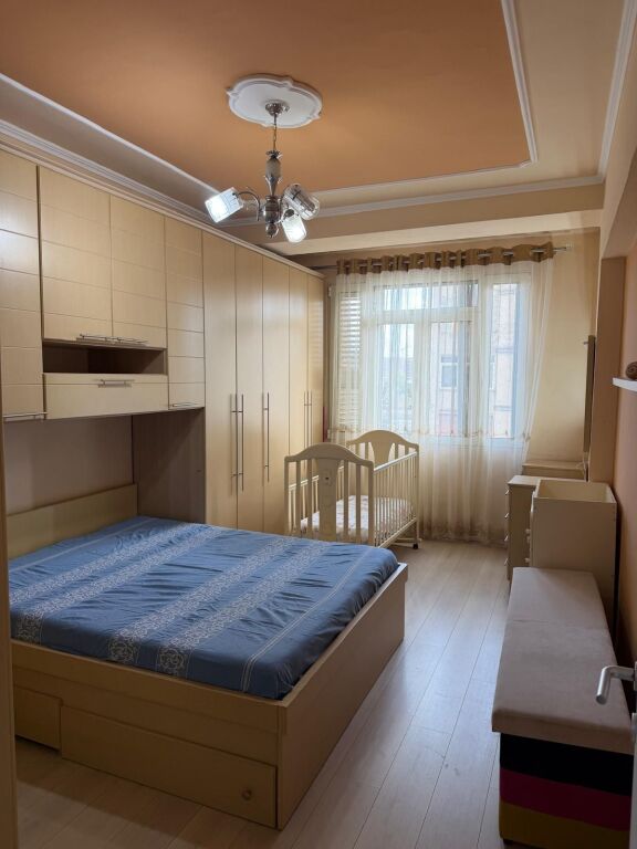 Apartament 2+1 Durres zona e ujesjellesit