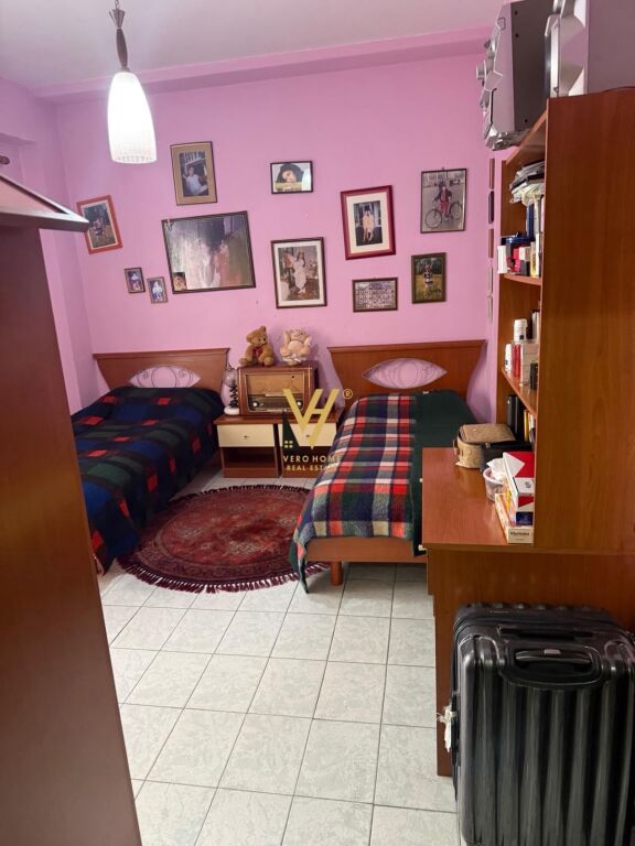 SHITET APARTAMENT 3+1+3BLK NE MYSLYM SHYRI 40.000.000 LEKE