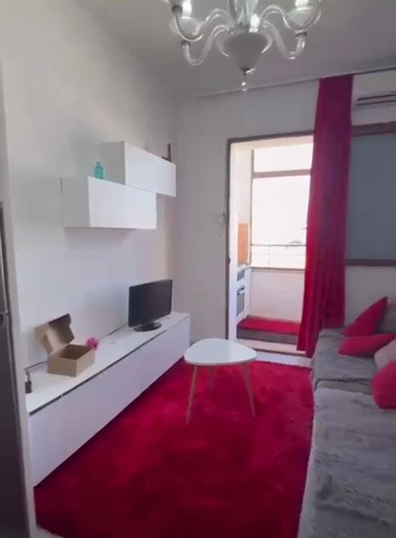 🏡 Jepet me qira apartament 1+1 Te Medreseja