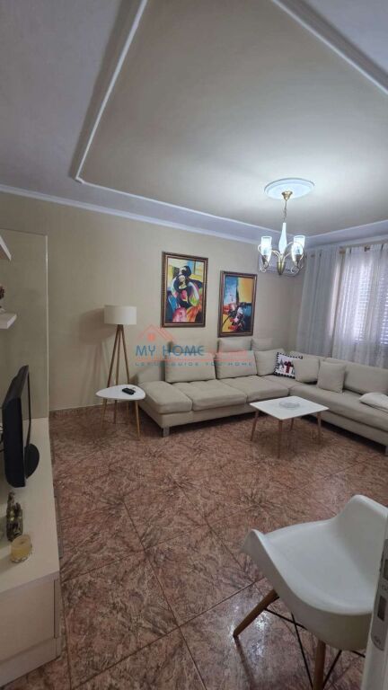 Appartamento 2+1 in affitto vicino a ASL 2 a Tirana