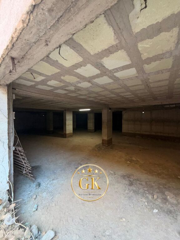 GARAGE FOR SALE WITH 20 PARKING SPACES DURRES BEACH