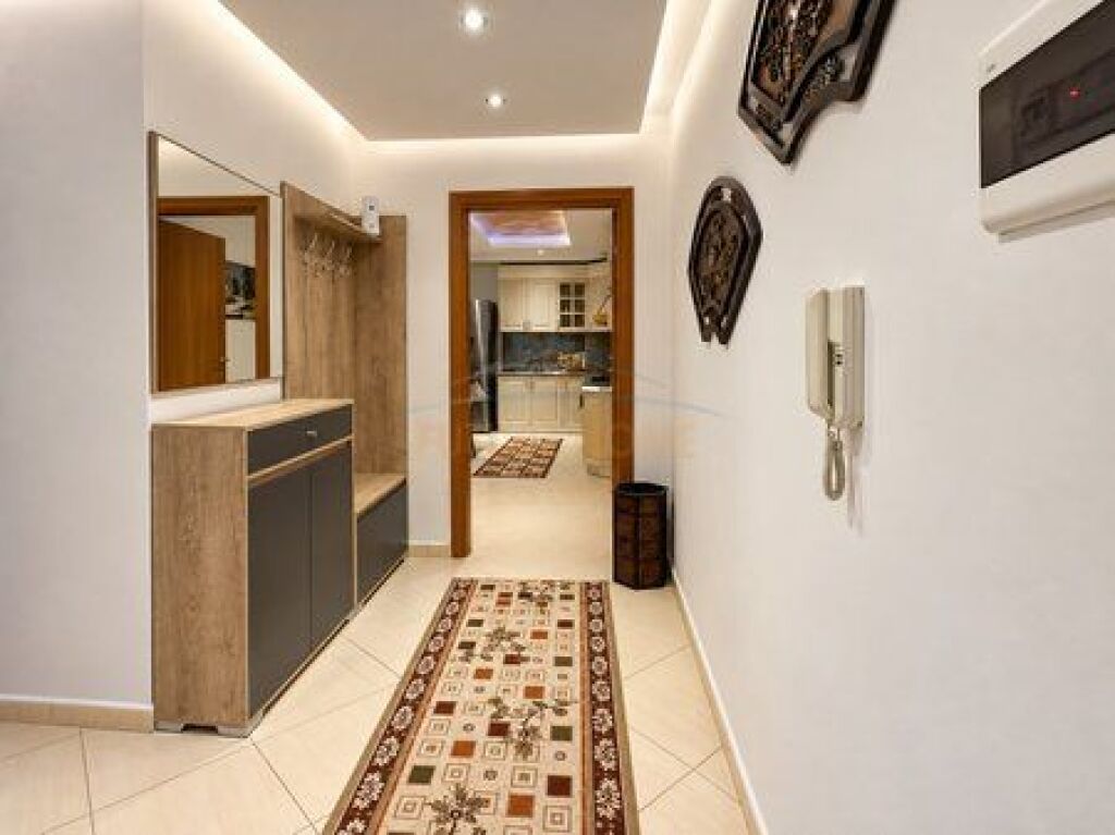 Qira, Apartament 2+1, Air Albania, Tiranë