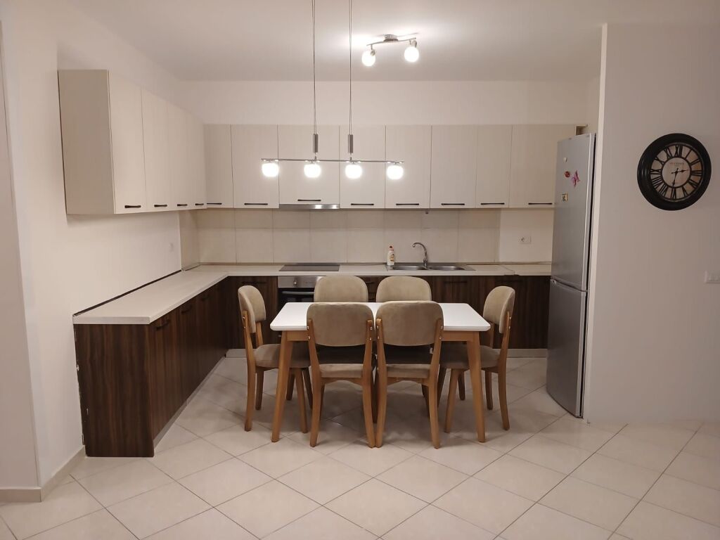 Apartament Për Qira Afatgjatë