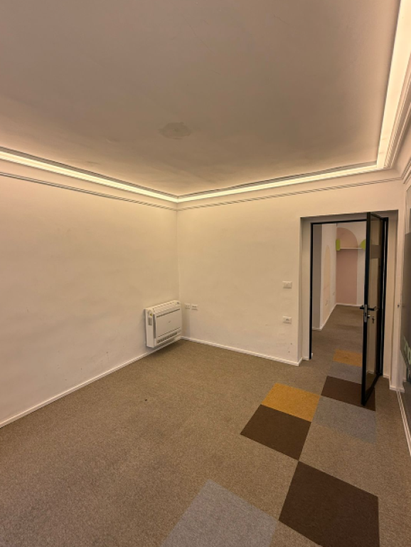 OFFICE FOR RENT | ZOGU I ZI