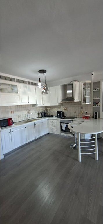 Apartament 3+1+2 Me Qira në Vollga Durrës !!