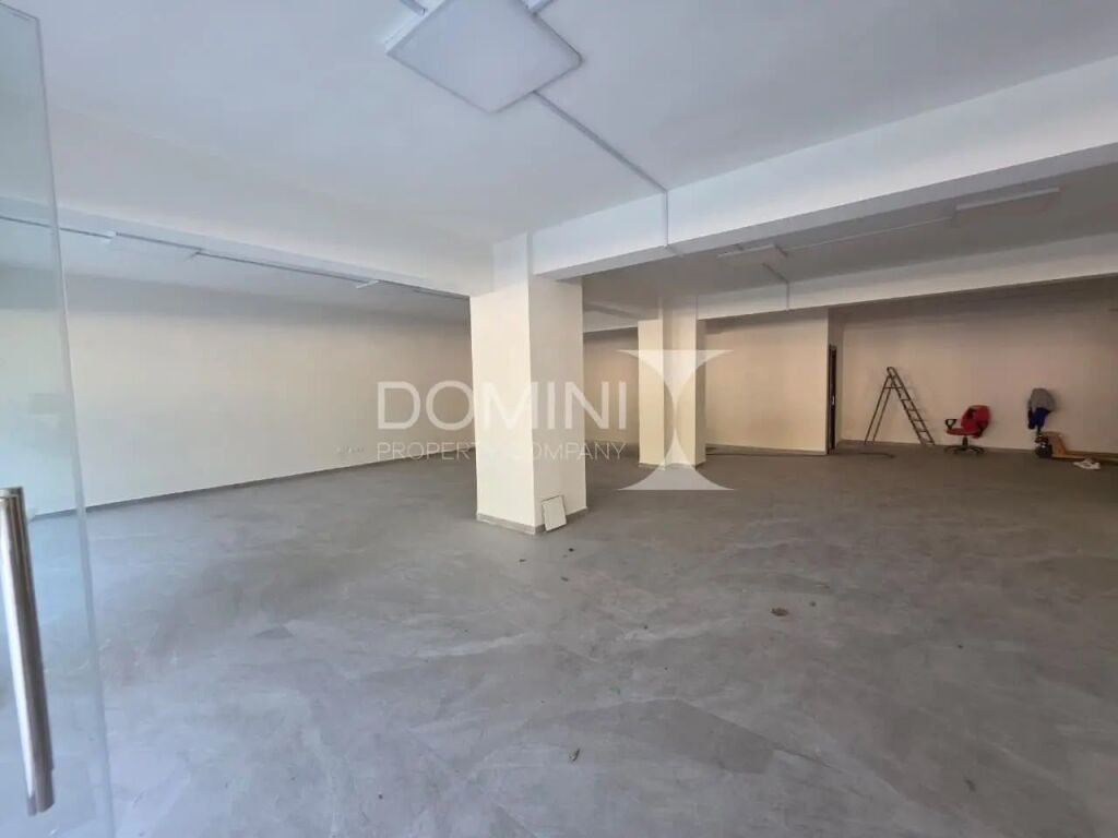 Locale in affitto, Via Dritan Hoxha !